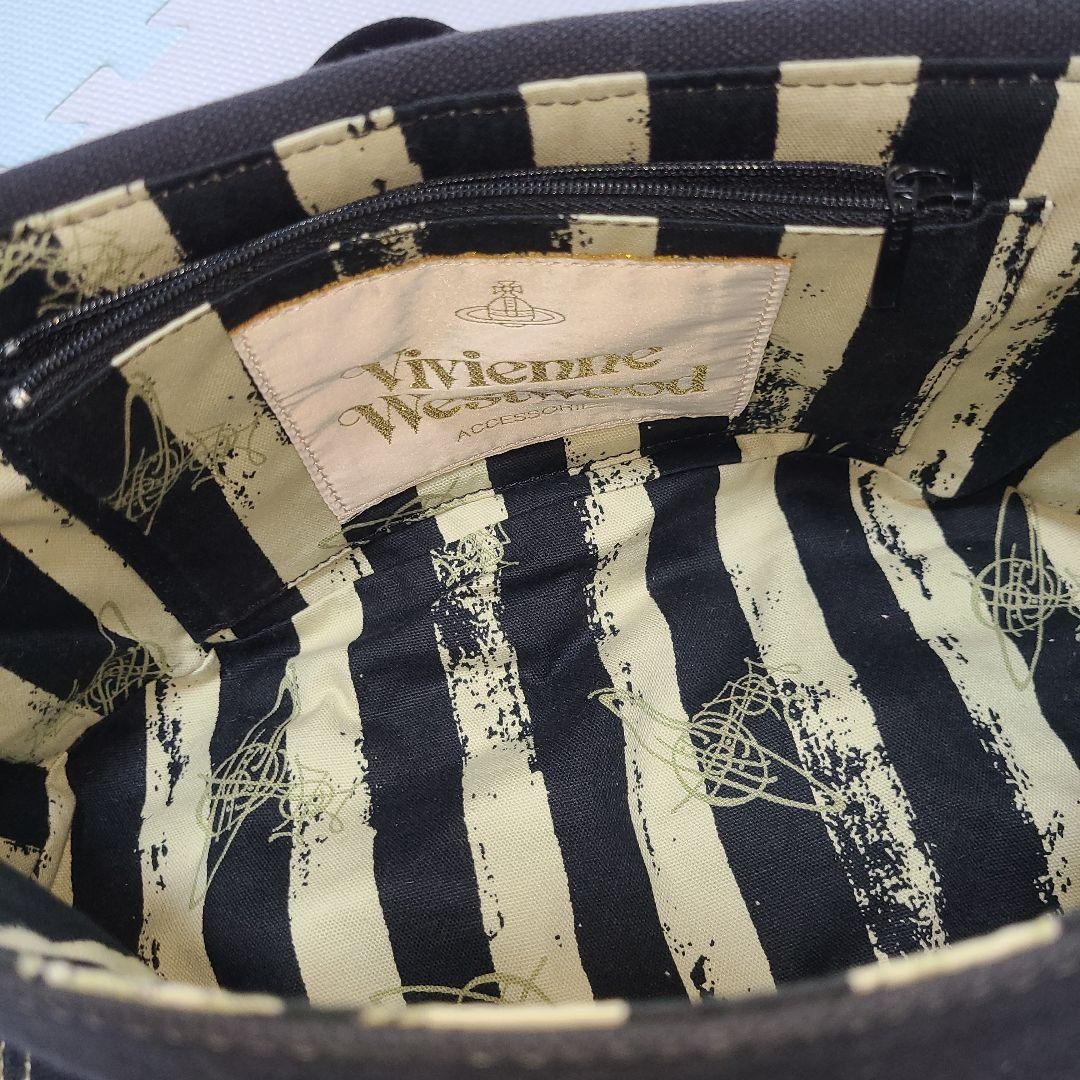 ヴィヴィアン　ショルダーバッグ　黒　キャンバス