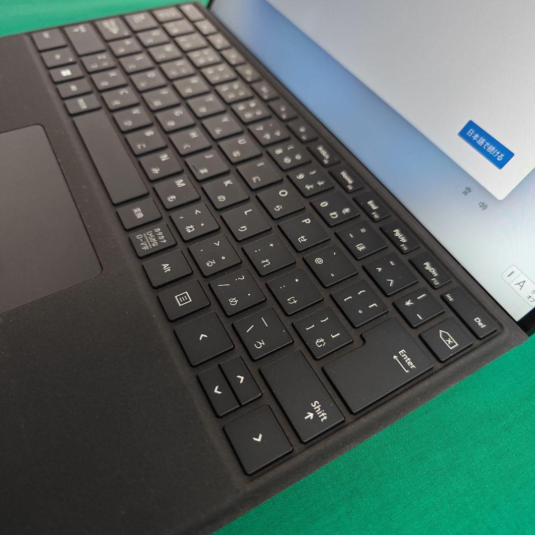 Surface Pro 8 本体+キーボード+ペン付 i5 8GB/256 GB