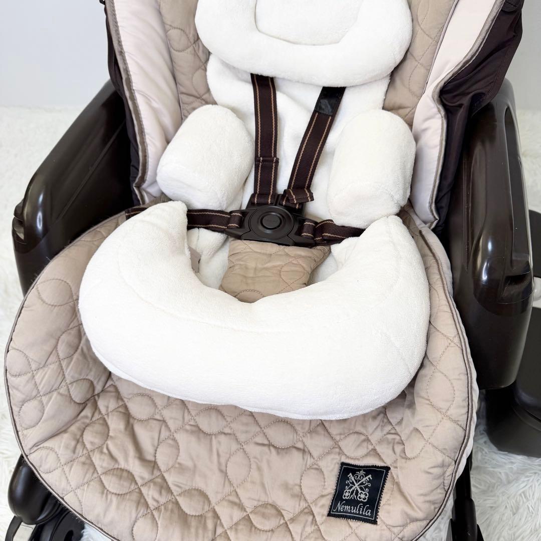 美品 Combi CWL ネムリラ AT ホワイトレーベル 電動 ハイローチェア