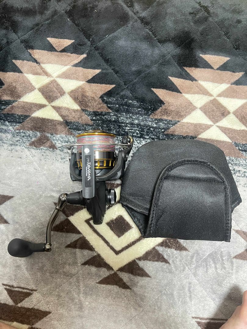 ダイワ 16BG 5000H スピニングリール 中古 美品 PE4ライン付き