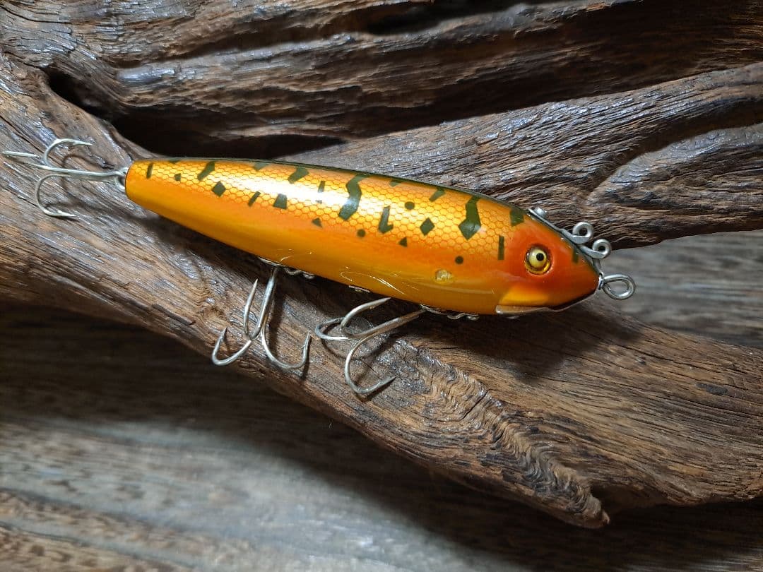 道楽　DOWLUCK　ドウラク　ドライビングミノー　14KCD