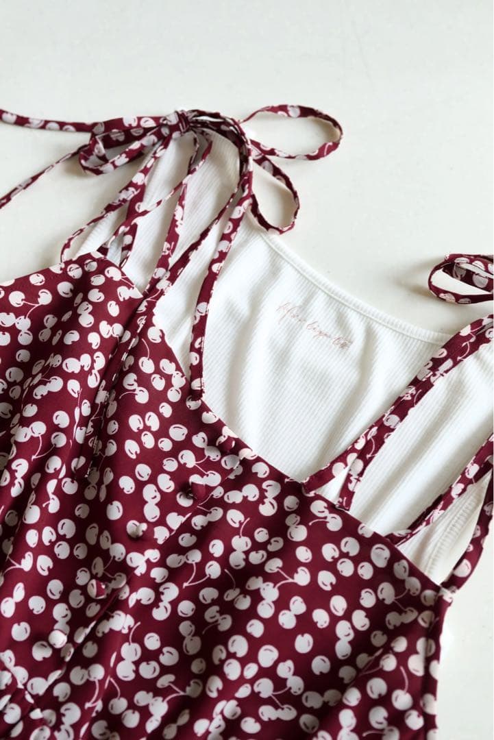 ルビー　herlipto Cherry Pattern Strap Top