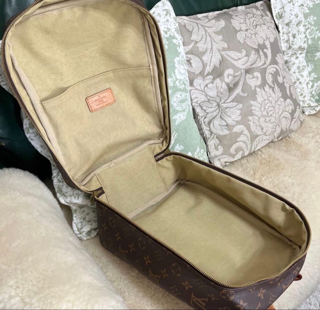 Louis Vuitton ルイヴィトンモノグラム　ゴルフ他シューズバッグ