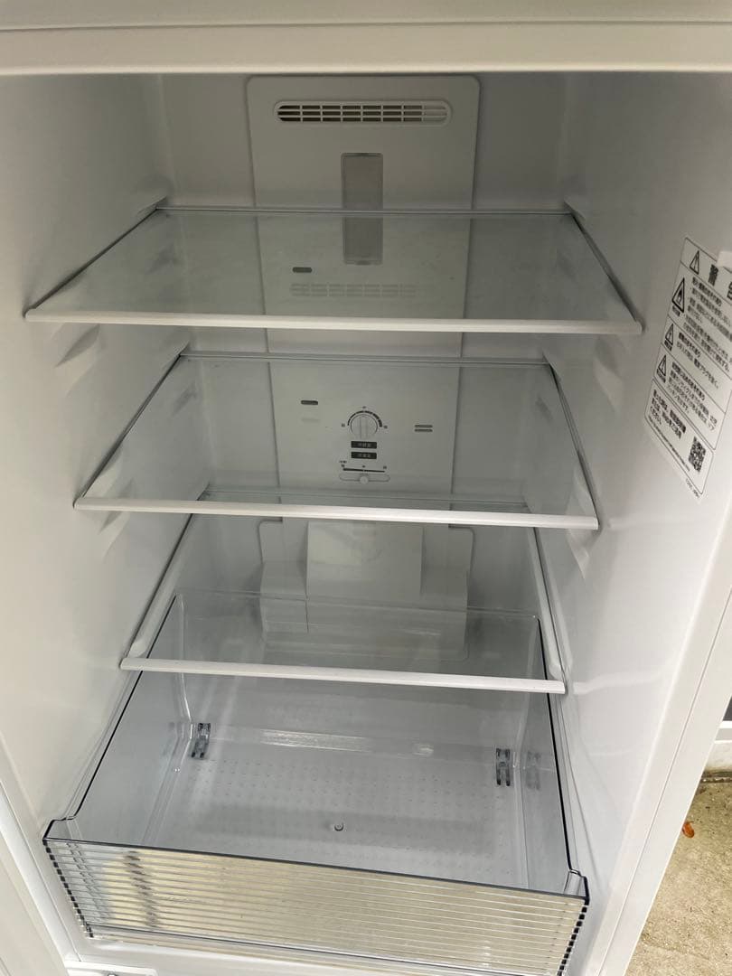福岡市近郊限定　美品SHARP 冷蔵庫　2024年式　180L SJ D18K
