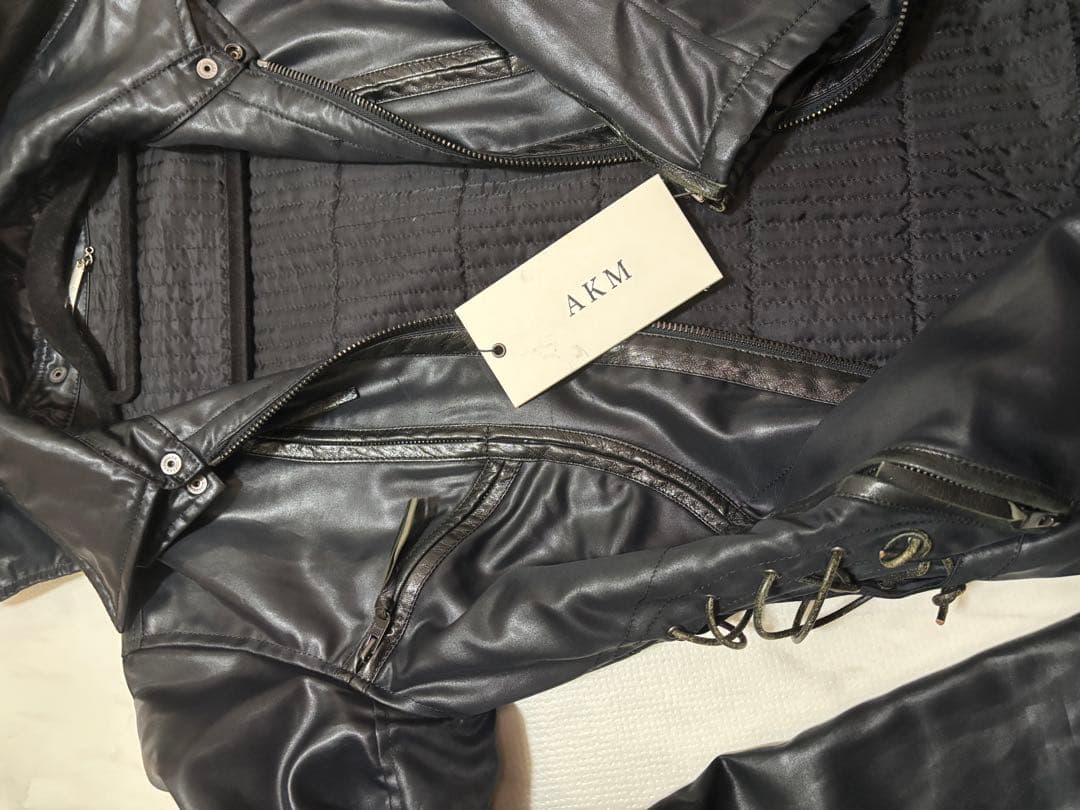 【定価10万円】【貴重タグ付】【状態良好】AKM フードジャケット ブラック