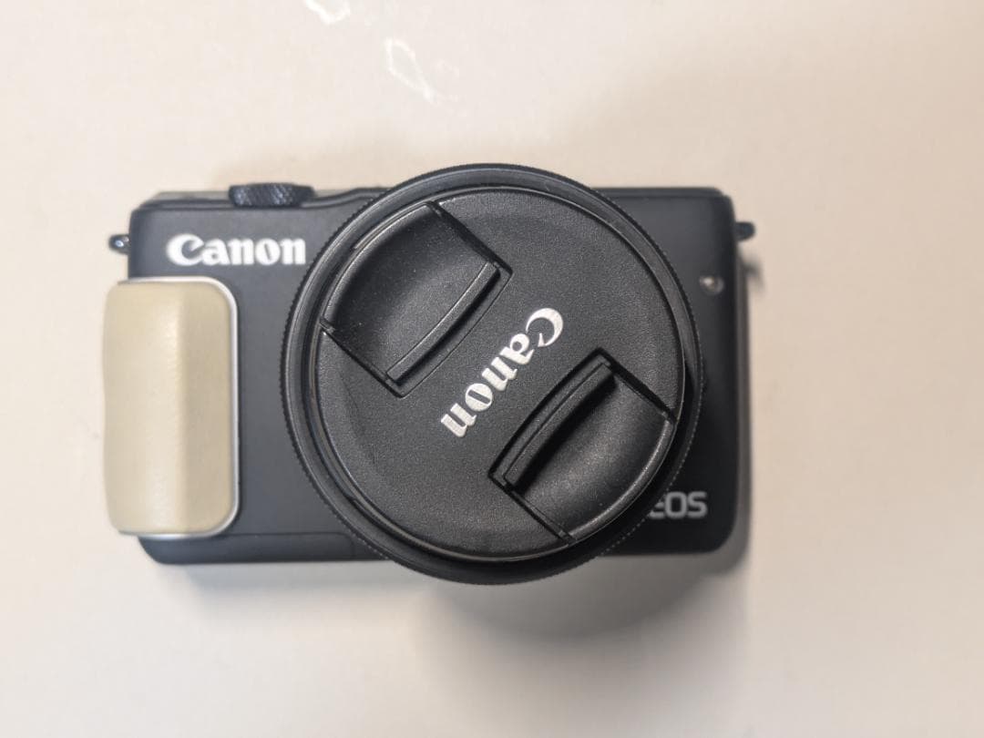 Canon EOS M10 ミラーレスカメラ