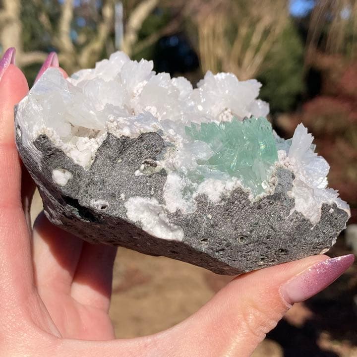 グリーンアポフィライト  原石