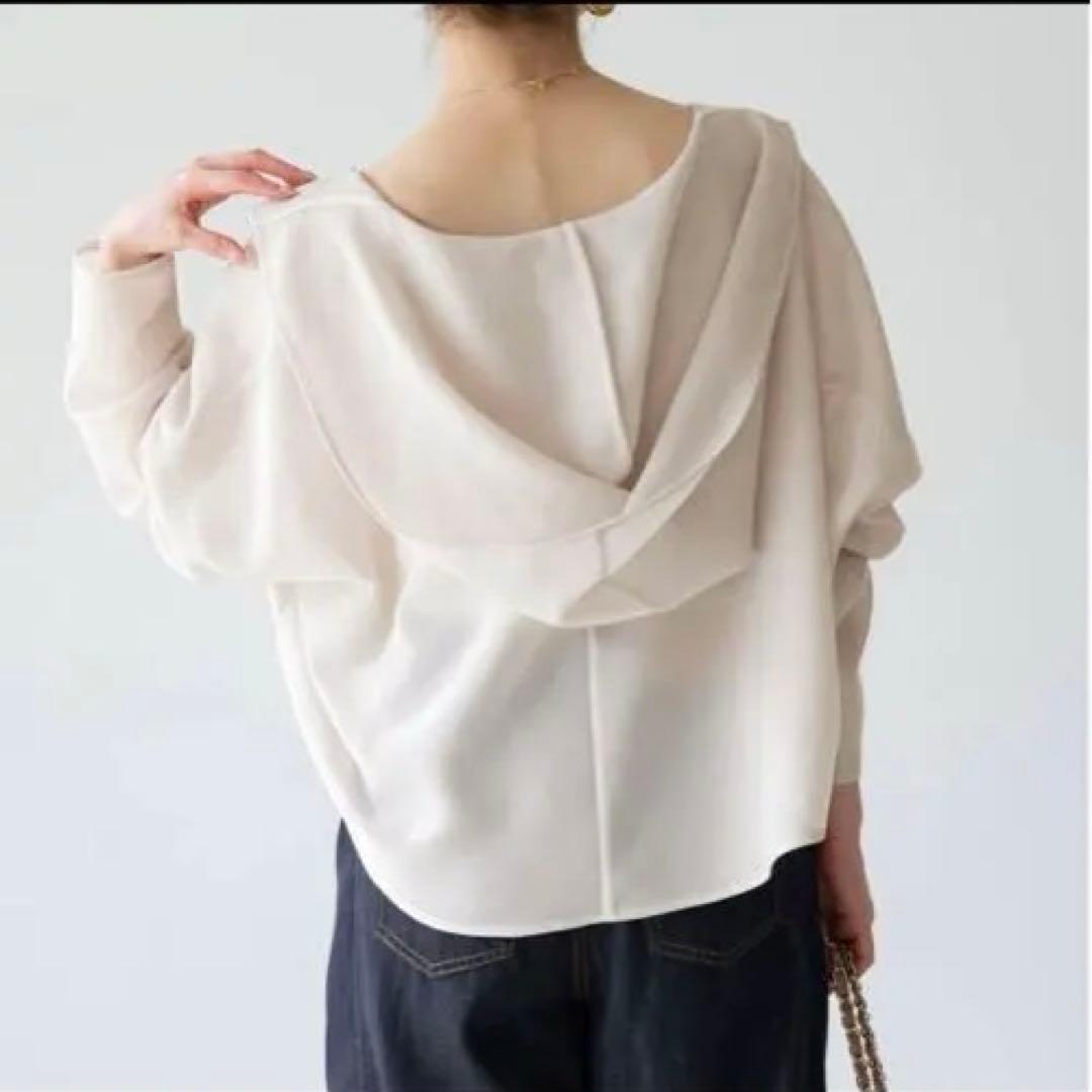 【新品】NOBLE⭐︎ 今季完売　ブリーズメッシュショートフードブラウス