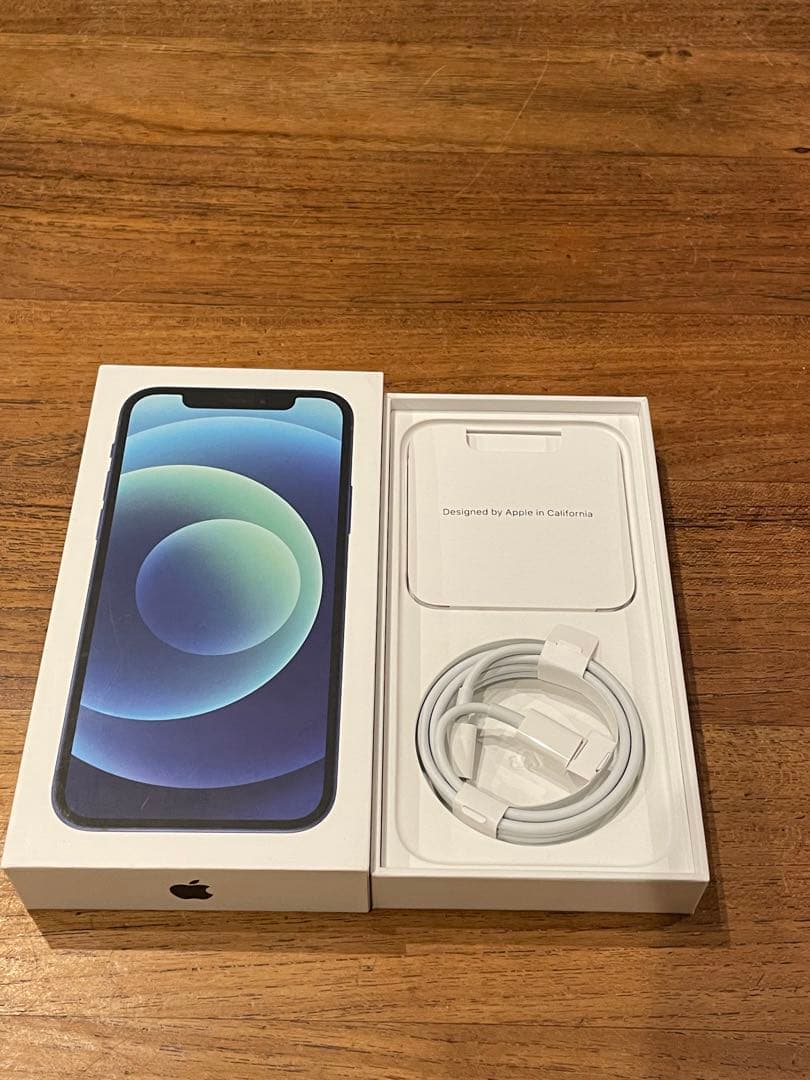 iPhone 12 ブルー　64GB 箱　充電ケーブル付き　カメラに難あり