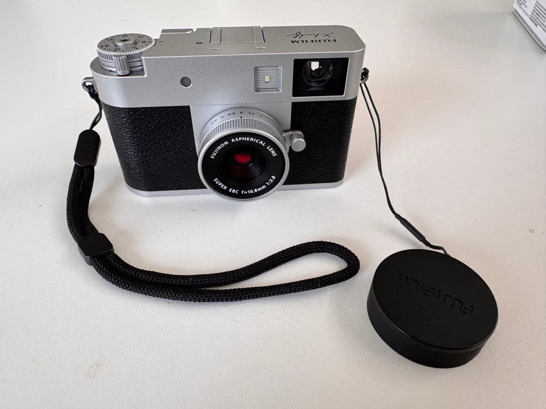 最終値下げ！早い者勝ち！FUJIFILM X half コンパクトデジタルカメラ