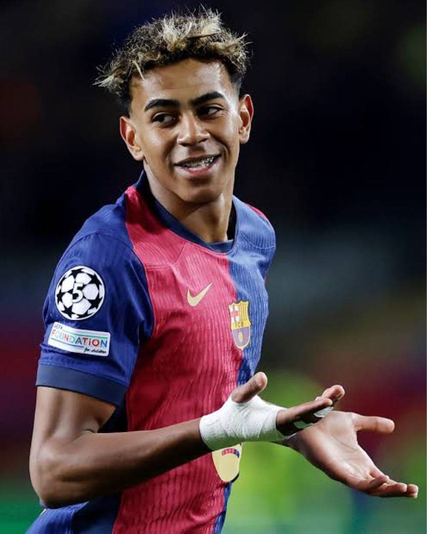 ラミン・ヤマル　オーセンティック24-25 FCバルセロナ正規品