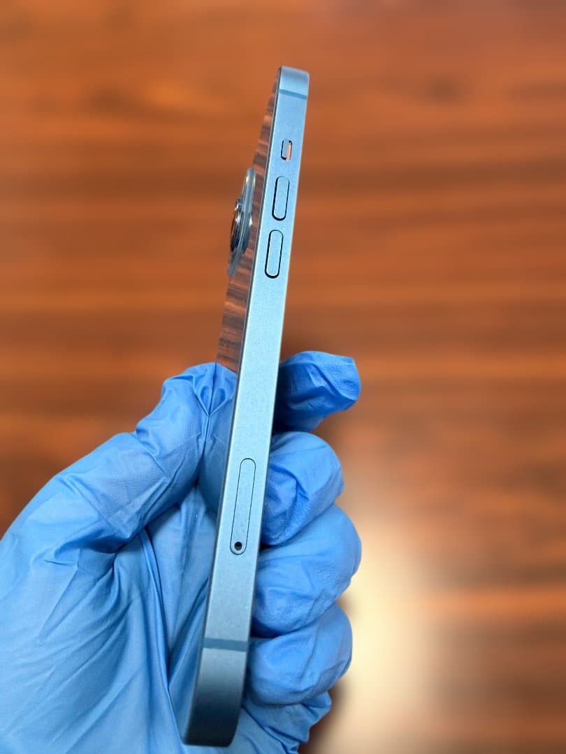 iPhone13　ブルー　本体