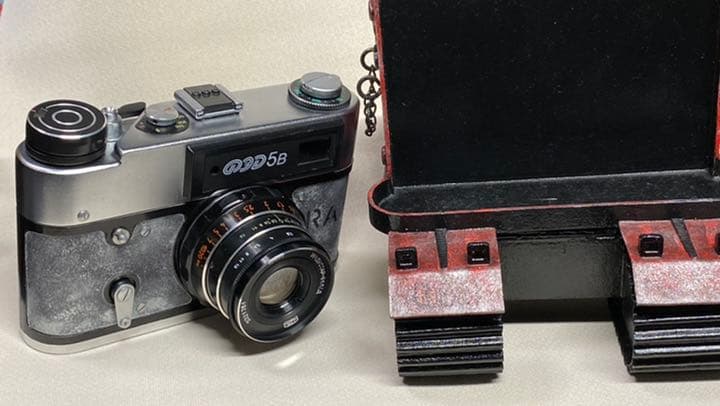 RED ARMY CAMERA RED AMBUSH Fed5B ケース入り