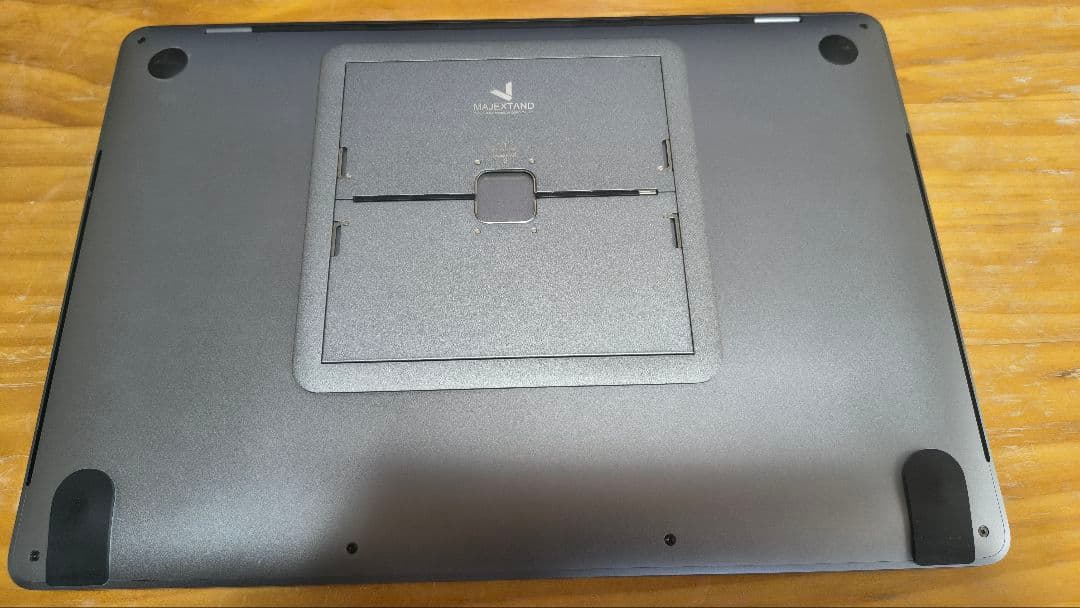 MacBook Pro 2020 13インチ 2.3 i7 16GB 512GB