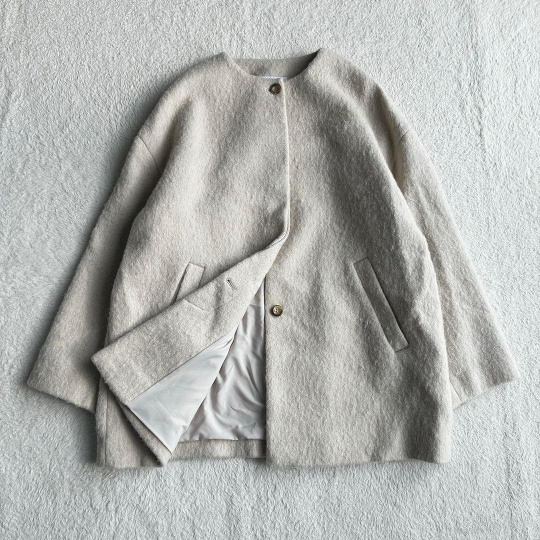 極美品 シンプリシテェ 24AW ブークレーノーカラーミドルコート ふんわり