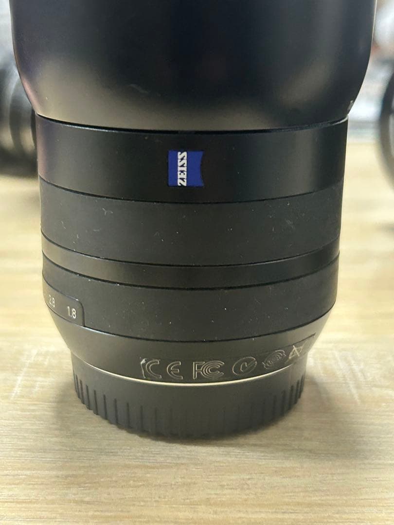 カールツァイス　Touit 1.8/32 フジフイルム用