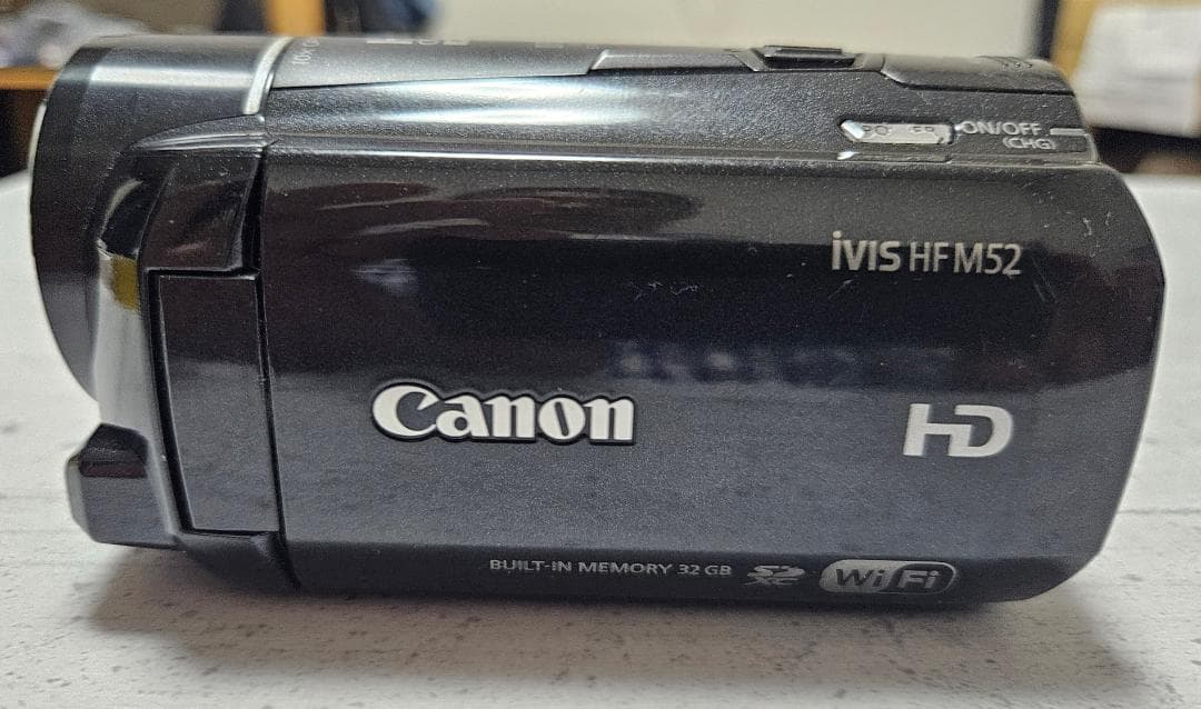 ビデオカメラ Canon iVIS HF M52