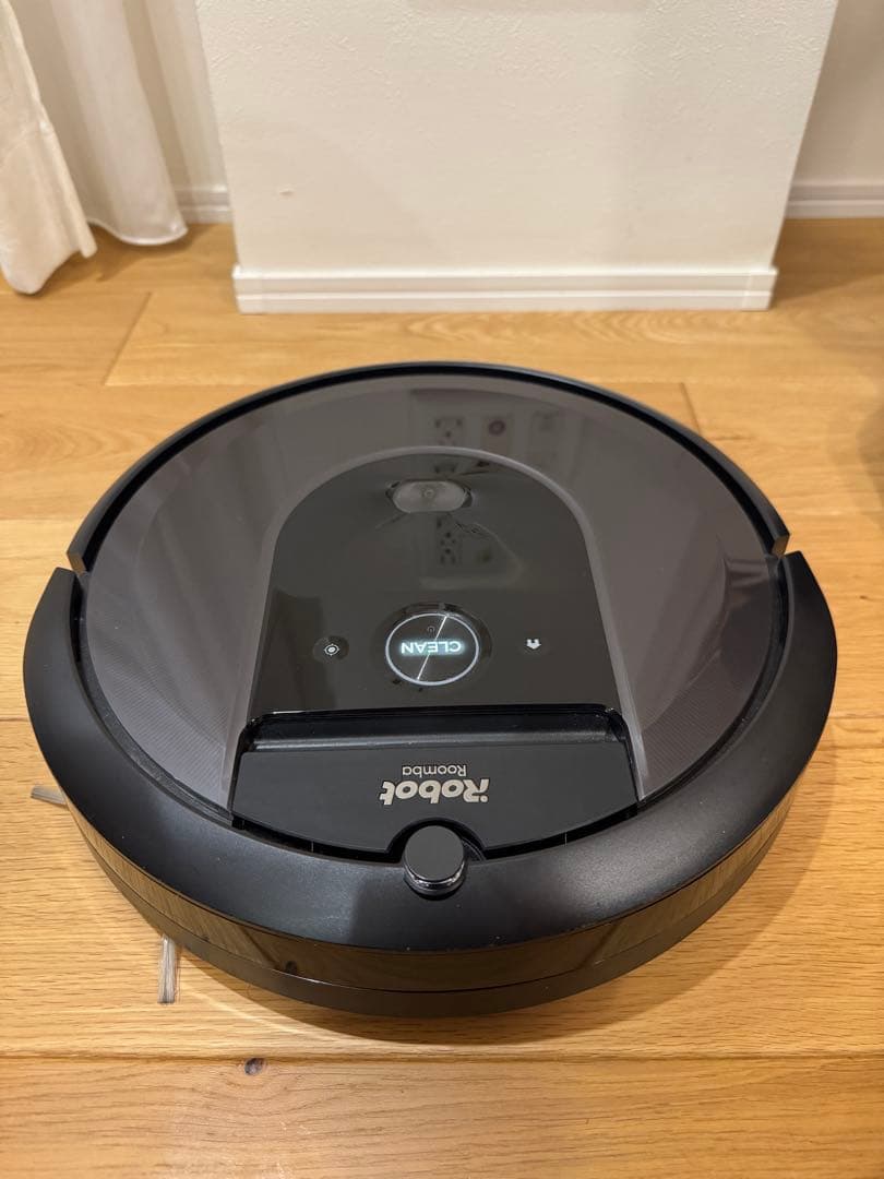 【美品】iRobot ルンバi7+ ロボット掃除機 本体