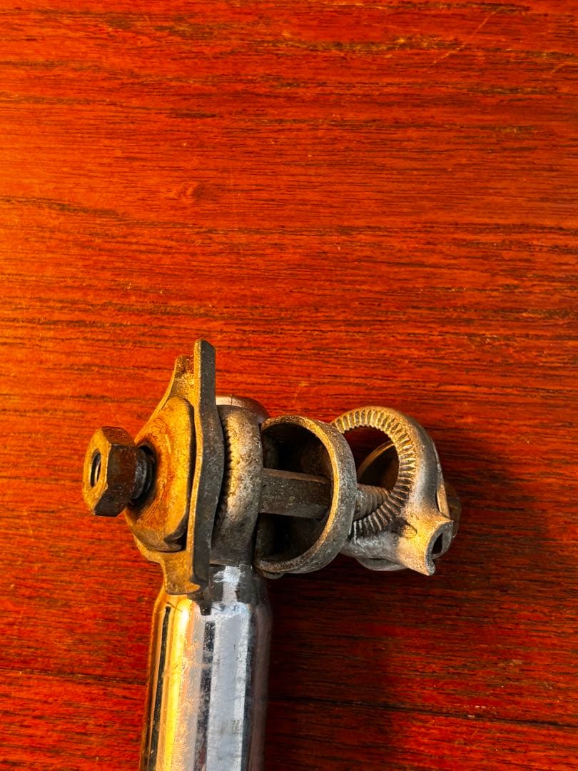 IDEALE 70 レザーサドル 1960年代