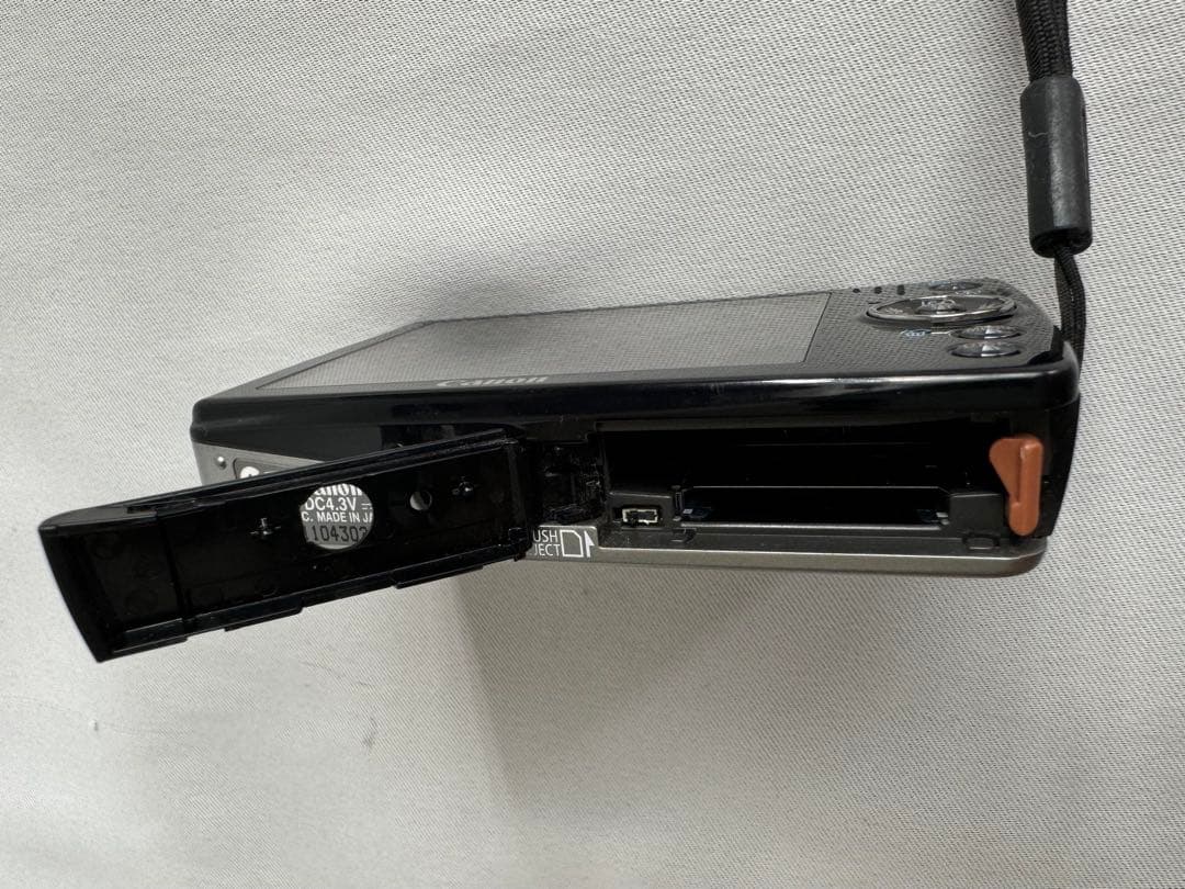 Canon IXY DIGITAL 7.1メガピクセル コンパクトデジタルカメラ