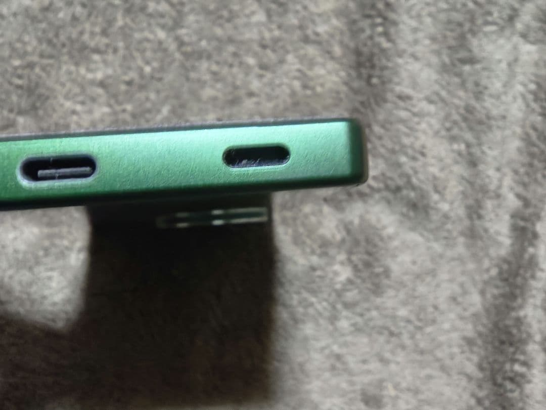 AQUOS R9 スマートフォン本体（訳あり）