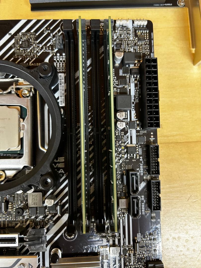 マザーボード ASUS PRIME B560M-A + Intel Core i5-10400