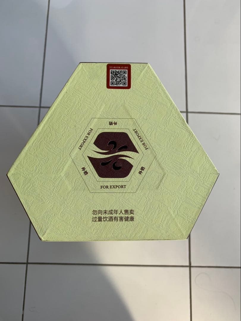 水井坊 Shui Jing Fang 750ml 52% 高級白酒 化粧箱付