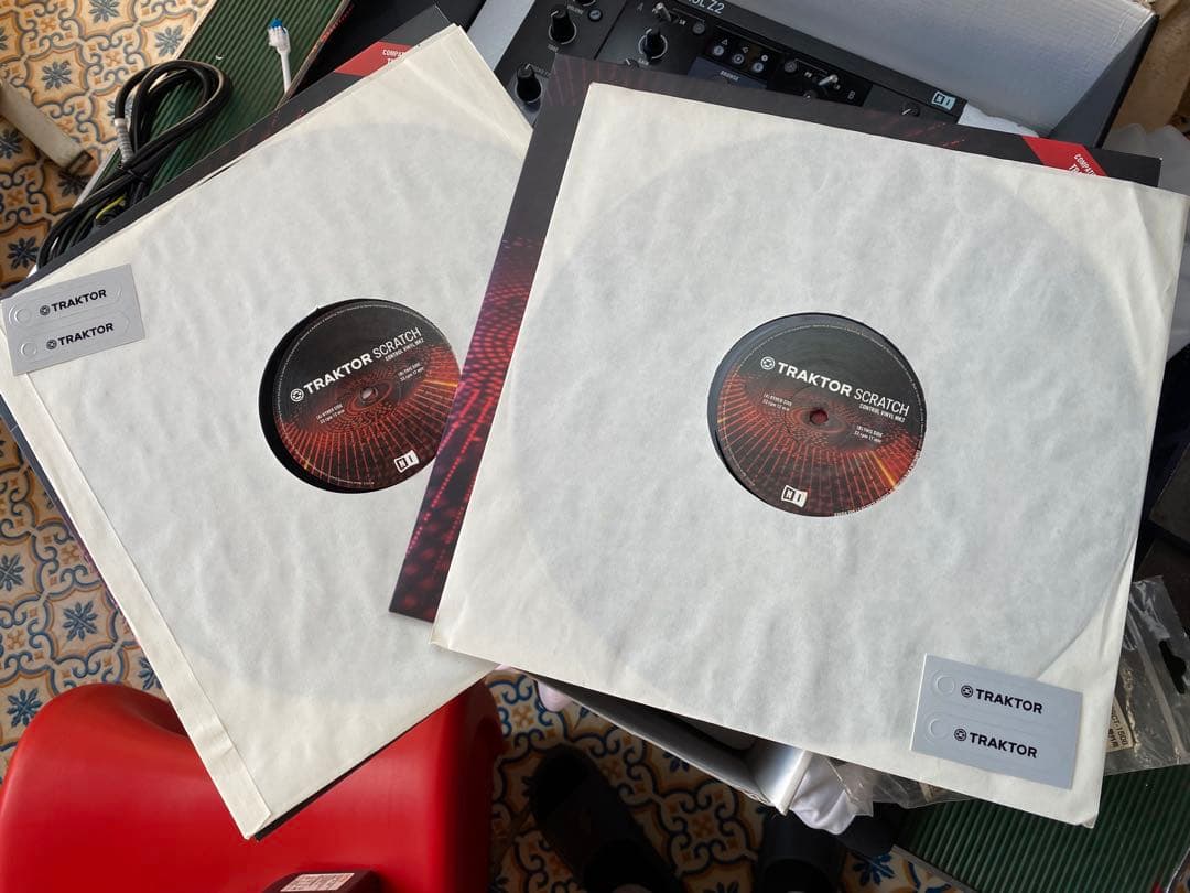DJ機材 TRAKTOR KONTROL Z2
