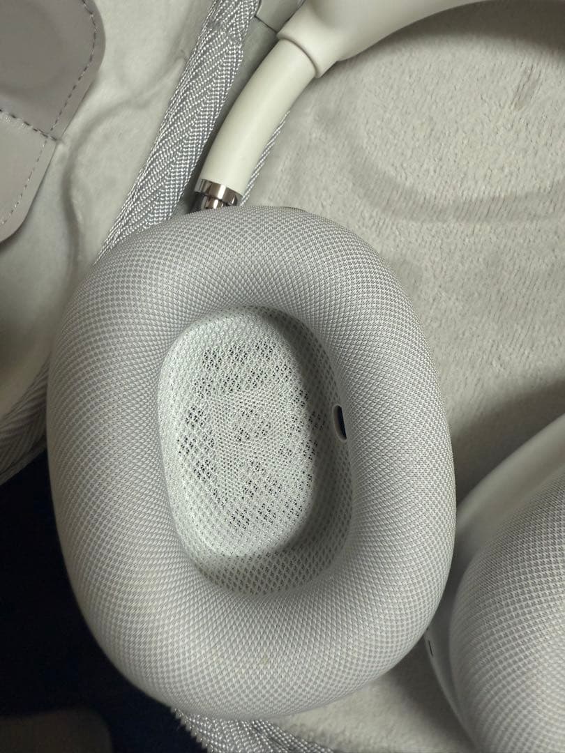 Apple AirPodsMAX シルバー