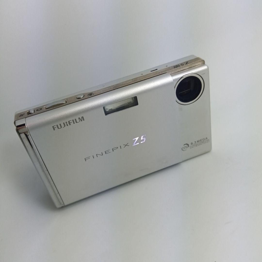 FUJIFILMデジカメ（FinepixZ5fd）