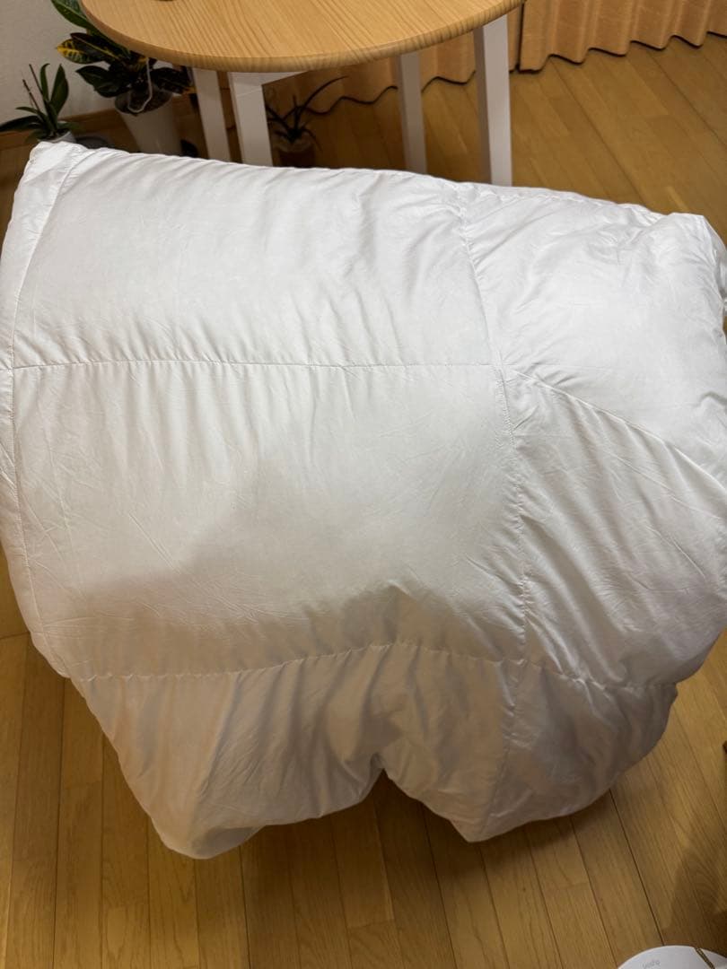 ニトリ　羽毛布団　セミダブル