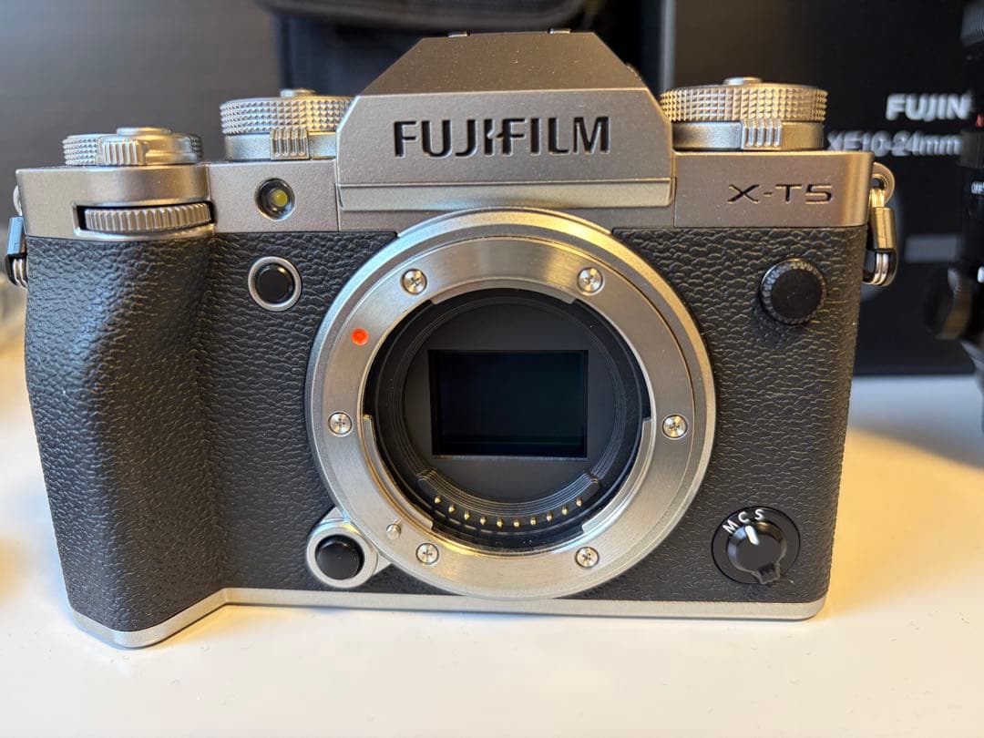 美品　FUJIFILM X-T5 レンズ2本セット