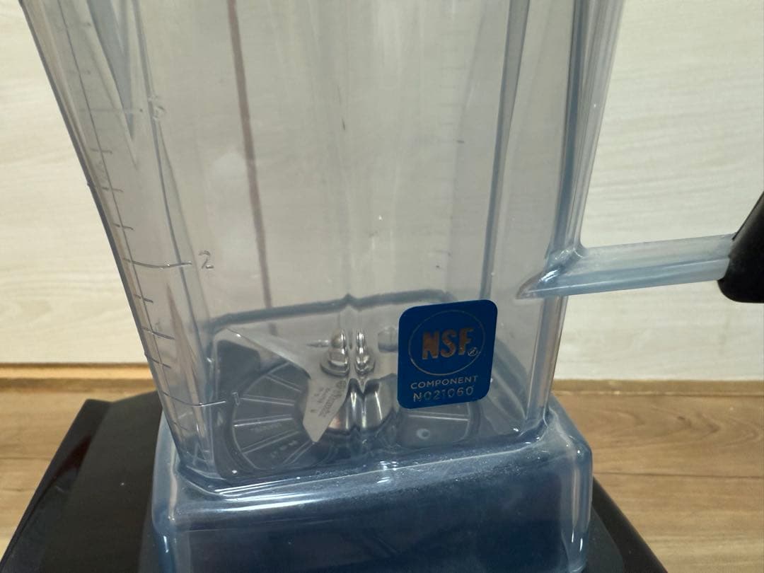 中古美品　Vitamix バイタミックス VM0111 ミキサー 2L