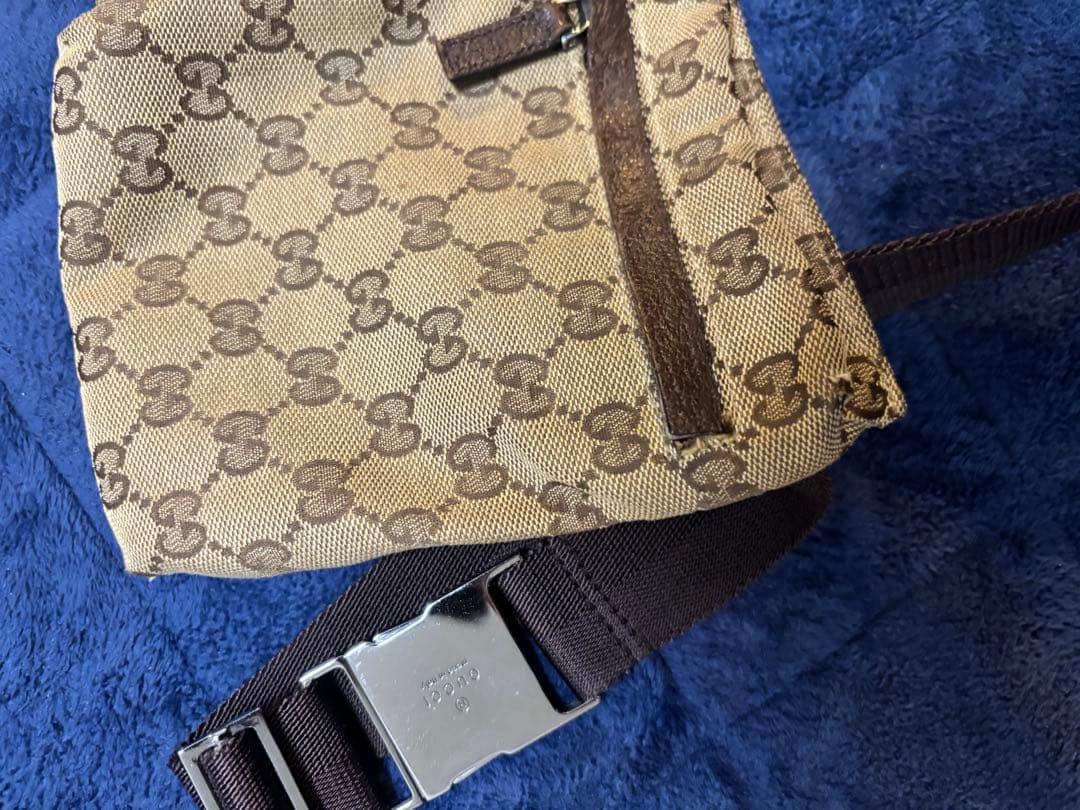 GUCCI グッチ ウエストポーチ ボディバッグ GGキャンバス