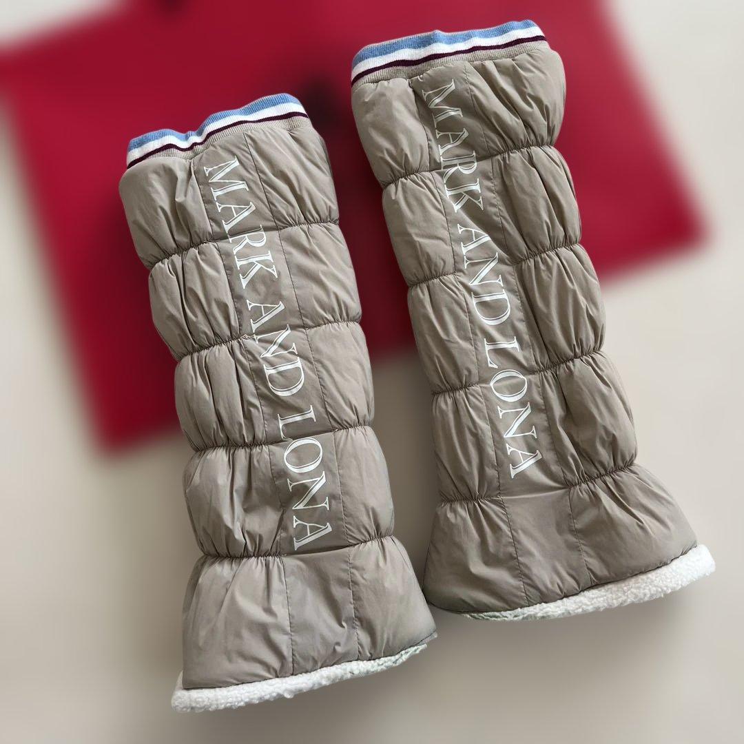 yyom！マーク&ロナ　レッグウォーマー　ベージュ