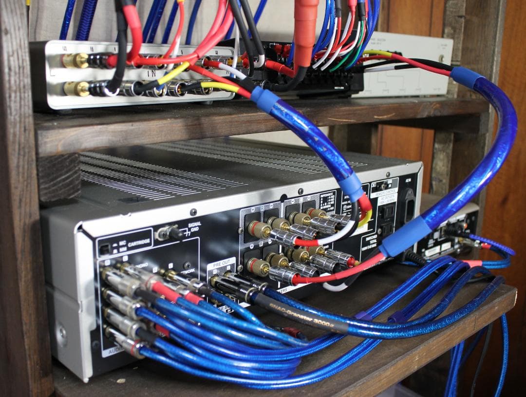 5500αゾノトーン ZONOTONE1.3m2本　4出力4入力用です。