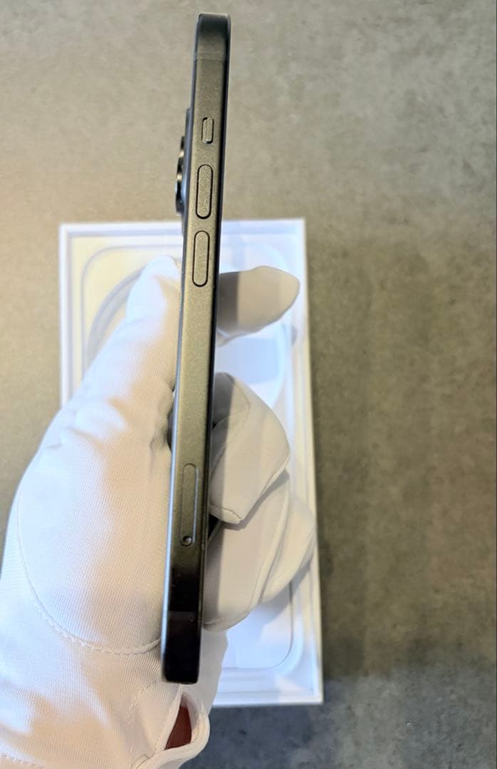 Apple iPhone 15 256GB ブラック　SIMフリー