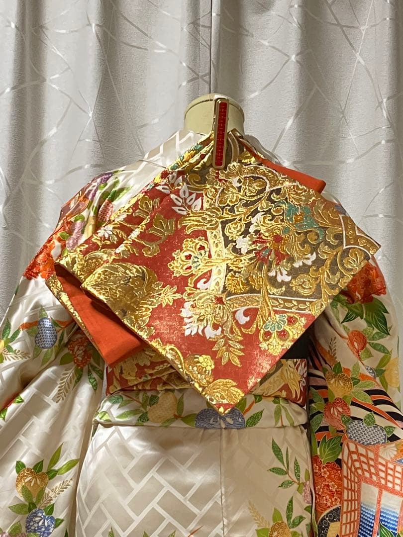 大特価SALE中☆豪華な振袖フルセット【9点】成人式★昭和柄★正絹