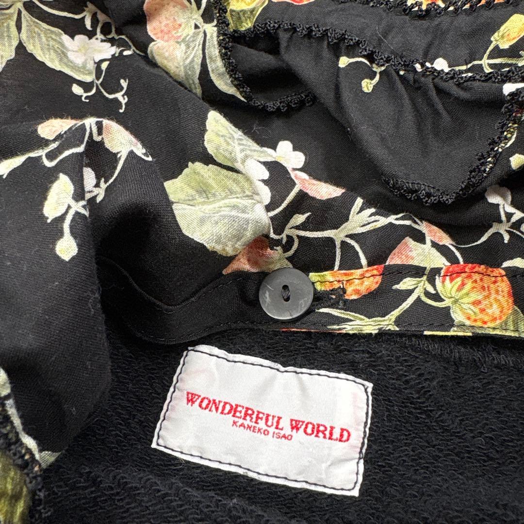 にゃーまま様ワンダフルワールド　カネコイサオ　イチゴ柄　スウェット