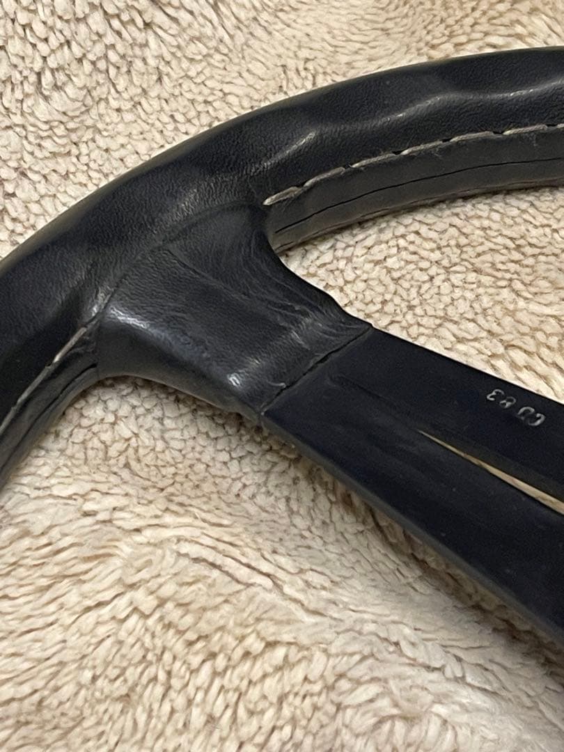 ナルディ　パーソナルステアリングホイール、クラシック360mmレザーモデル