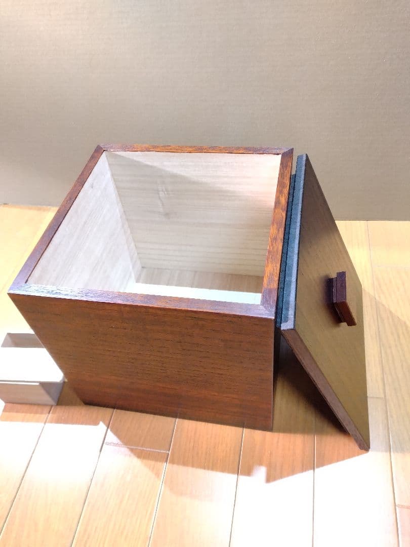 最終　漆塗り(10回塗り)　桐米櫃(こめびつ)　5キロ用　升&すりきり板付き