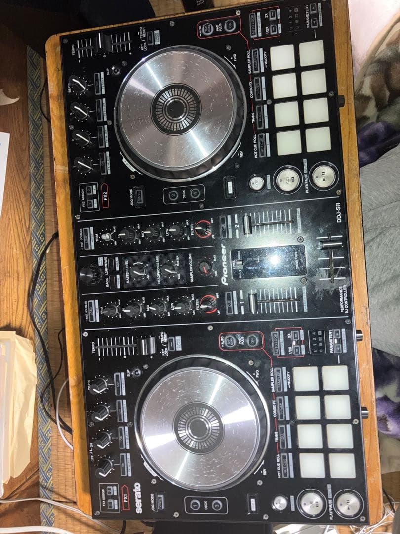Pioneer DDJ-SR コントローラー
