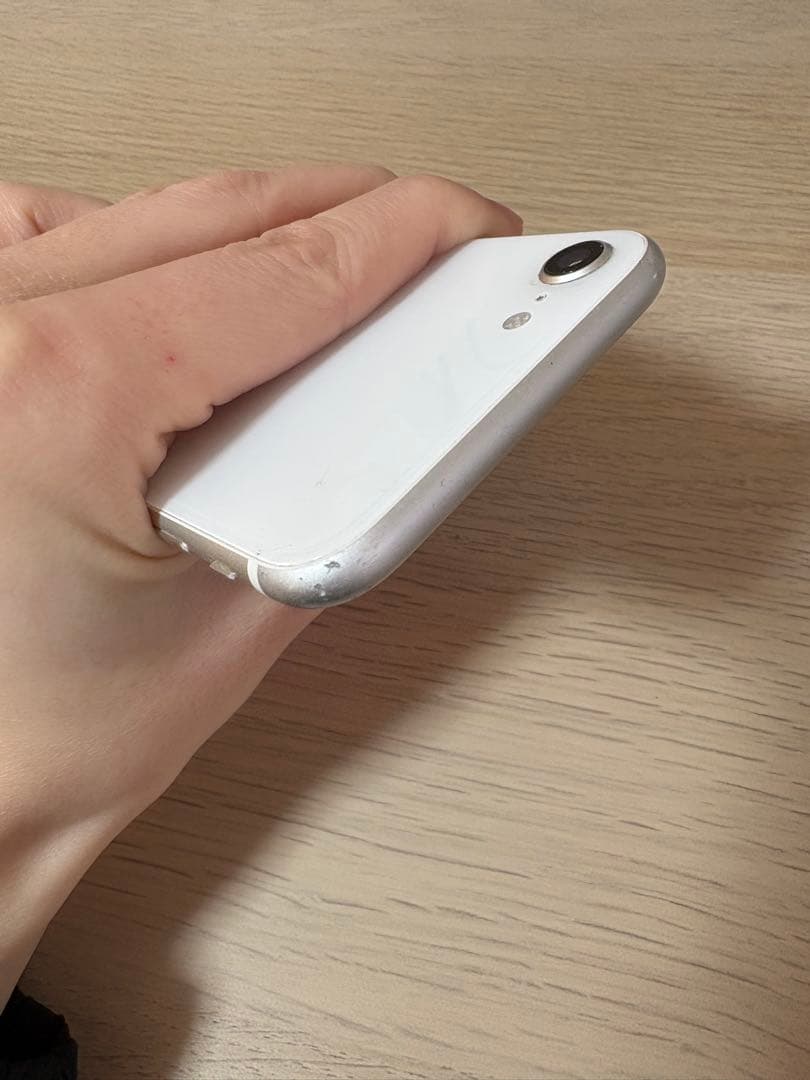 【SIMなし】iPhone SE (第2世代) ホワイト 本体 64GB