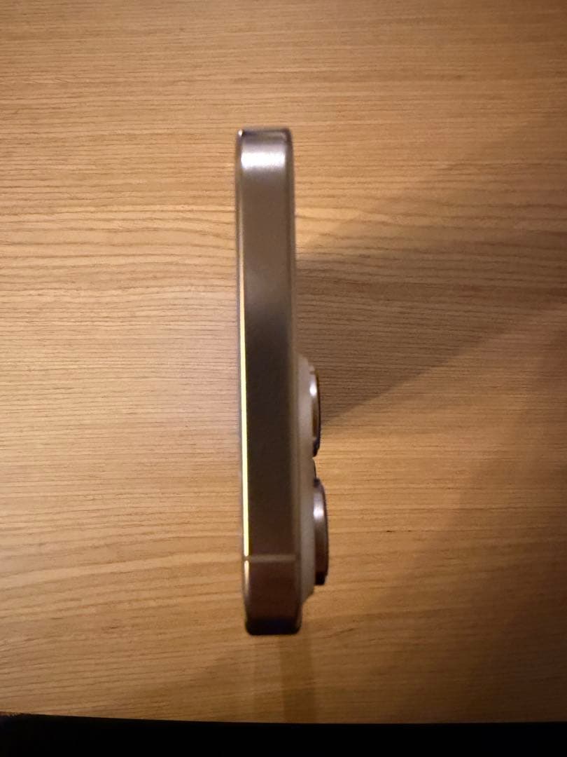 iPhone 16 Pro Max 256GB デザートチタニウム