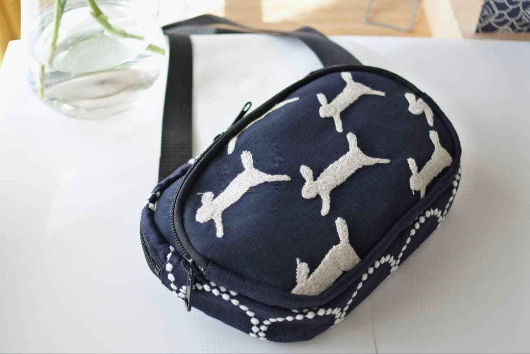 ミナペルホネン　ランランランのカンガルーバッグ