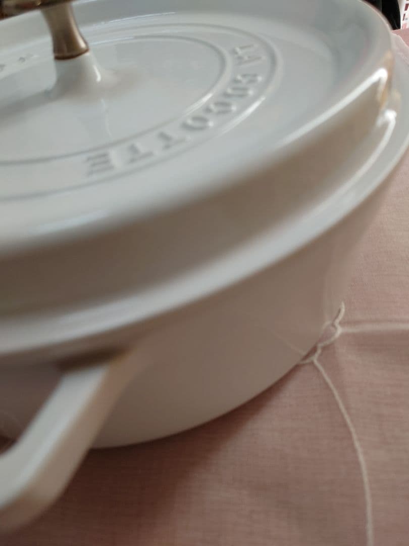 staub ストウブ　ココットラウンド 26 浅型　ホーロー鍋　両手鍋