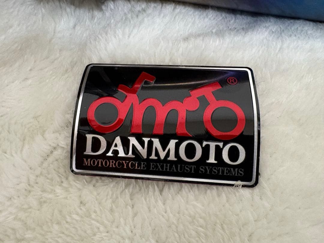 【しみずひゅーが】バンディット250 DANMOTOマフラー