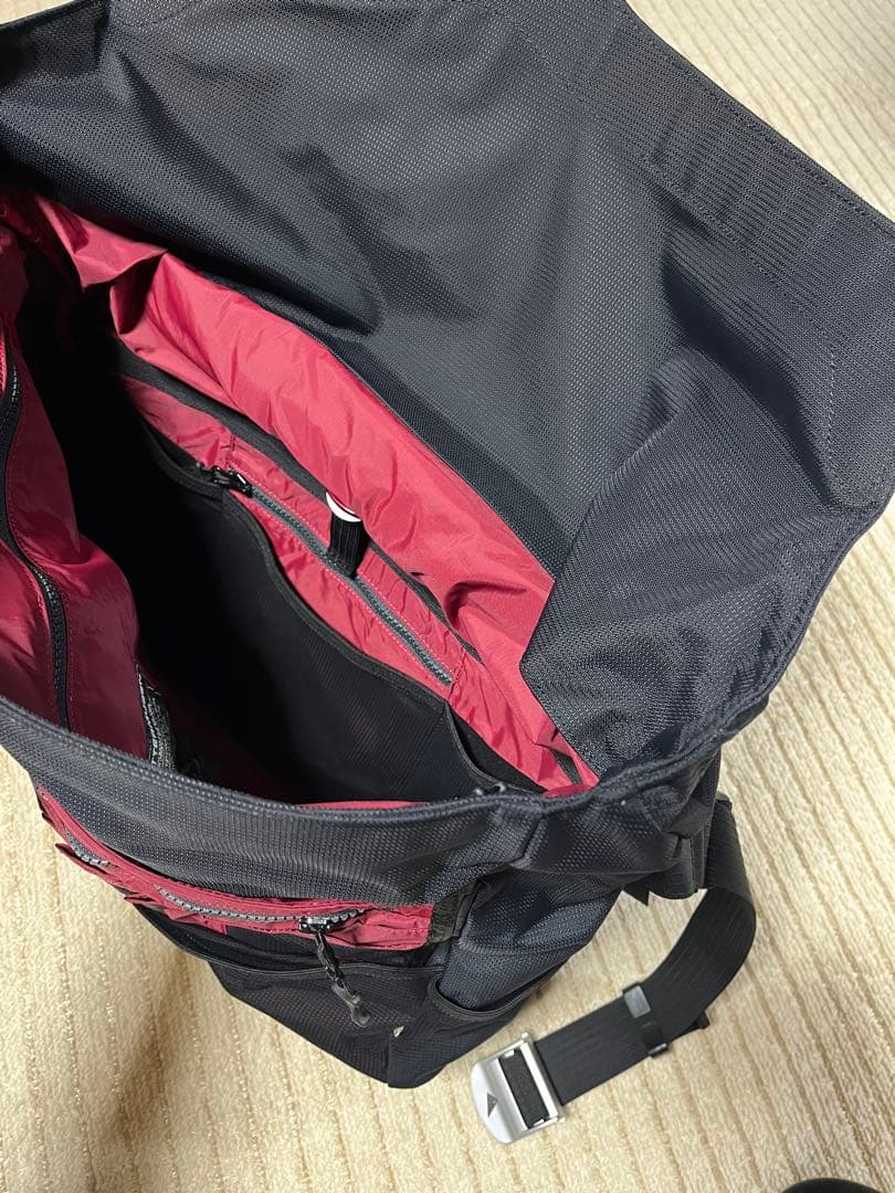 KLÄTTERMUSEN クレッタルムーセン　メッセンジャーバック