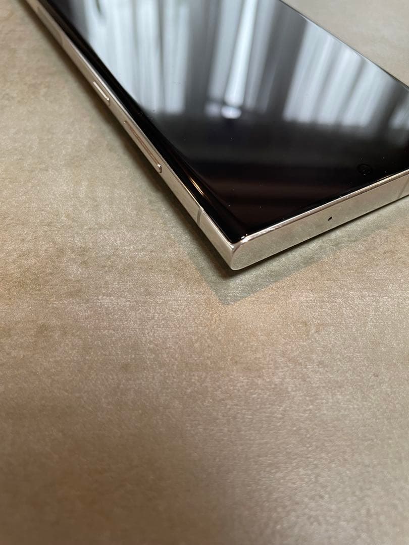 Galaxy S23 Ultra 本体　au