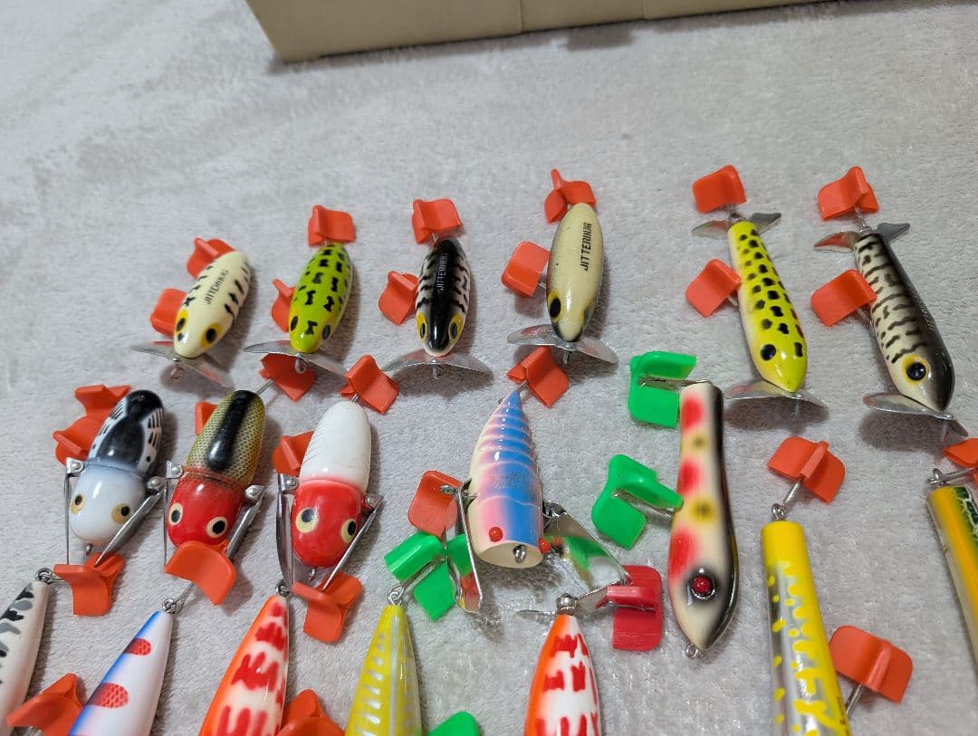 バス　トップウォータープラグ　５２個まとめ売り